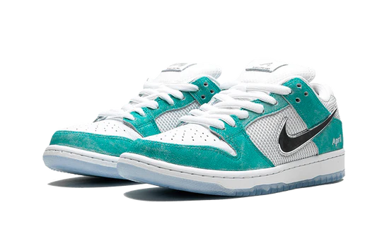 SB Dunk Low April Skateboards