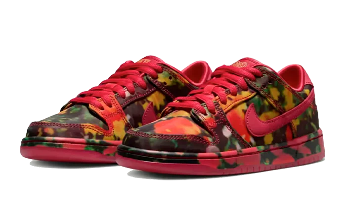 SB Dunk Low The Wizard of Oz Poppy Field