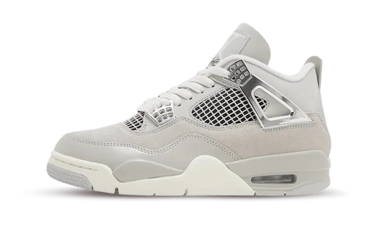 Air Jordan 4 Retro Frozen moments