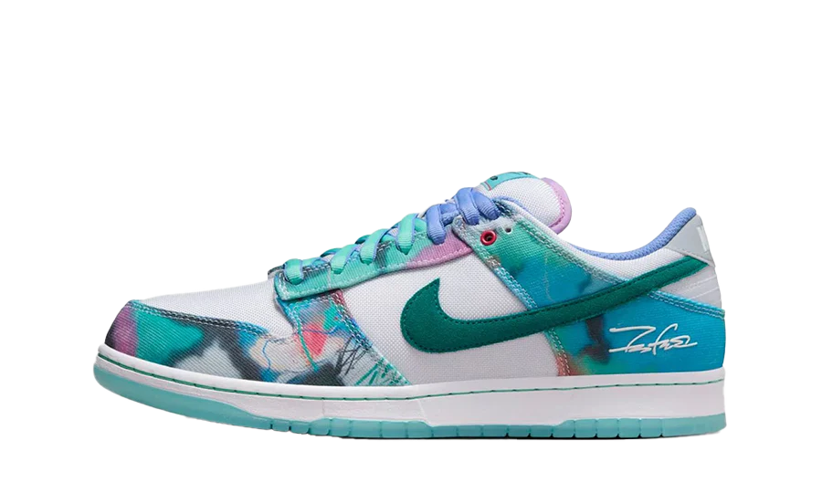 SB Dunk Low Futura Laboratories Bleached Aqua