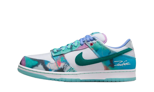 SB Dunk Low Futura Laboratories Bleached Aqua