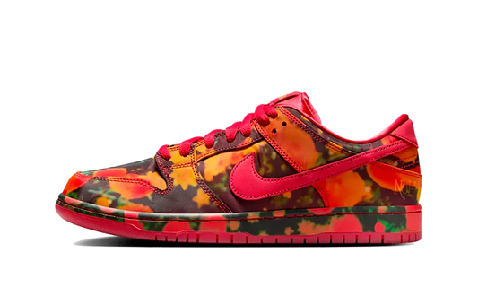 SB Dunk Low The Wizard of Oz Poppy Field